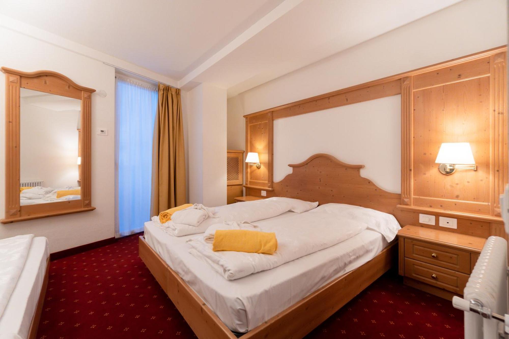 Hotel Fanes Suite & Spa 莫埃纳 外观 照片