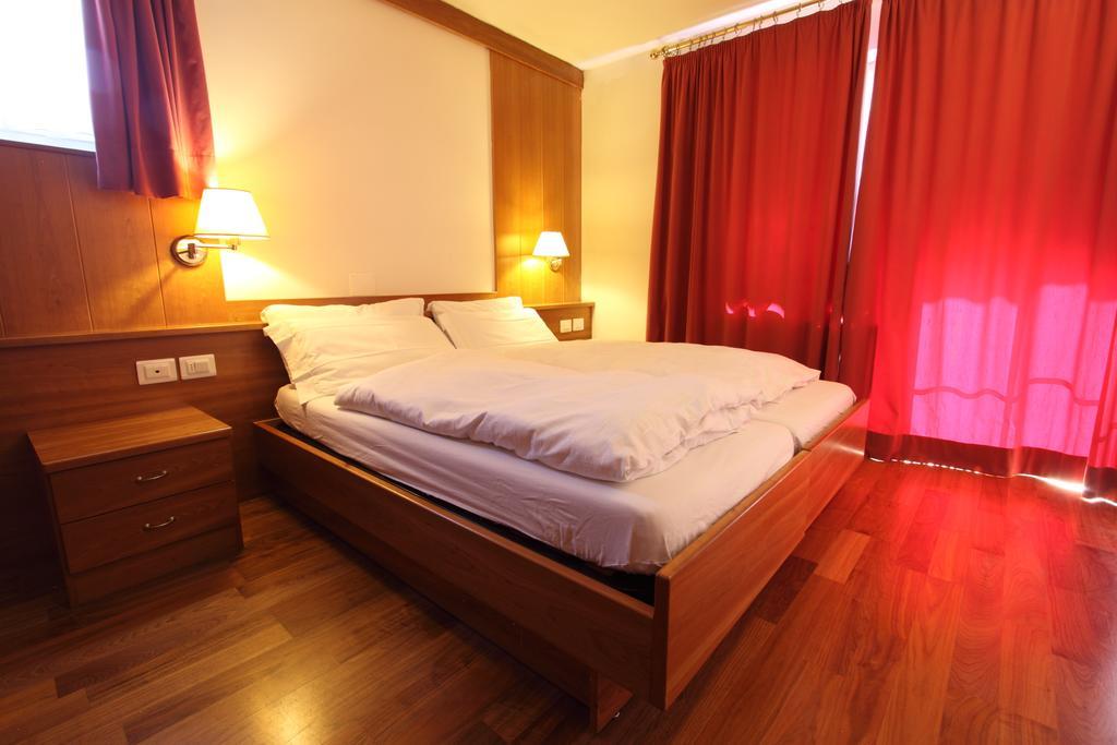 Hotel Fanes Suite & Spa 莫埃纳 外观 照片