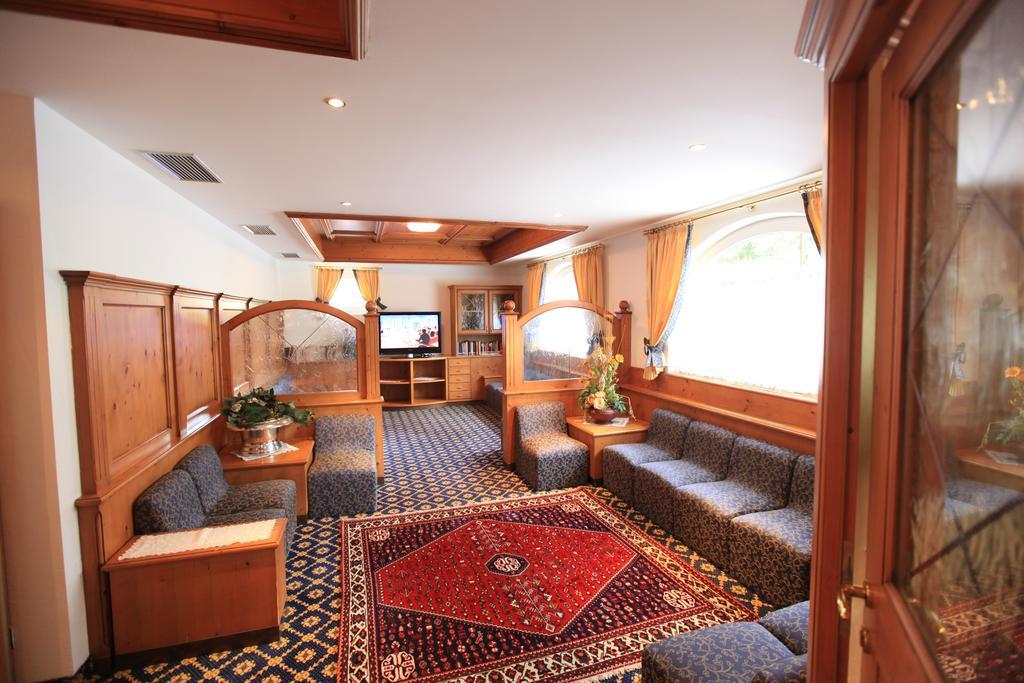 Hotel Fanes Suite & Spa 莫埃纳 外观 照片